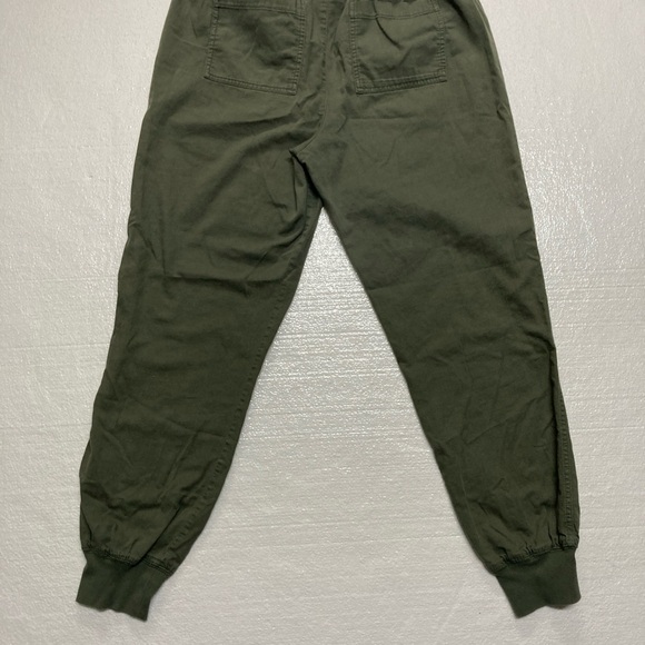 GAP women’s Dark Green Joggers - Picture 7 of 7